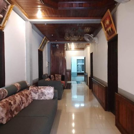 Funny Backpacker Hostel Luang Prabang Exterior photo