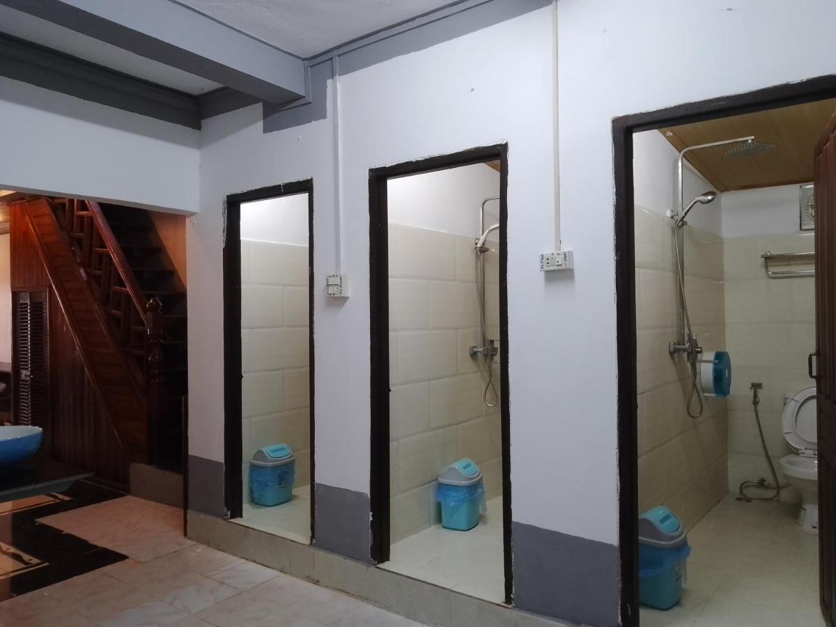 Funny Backpacker Hostel Luang Prabang Exterior photo