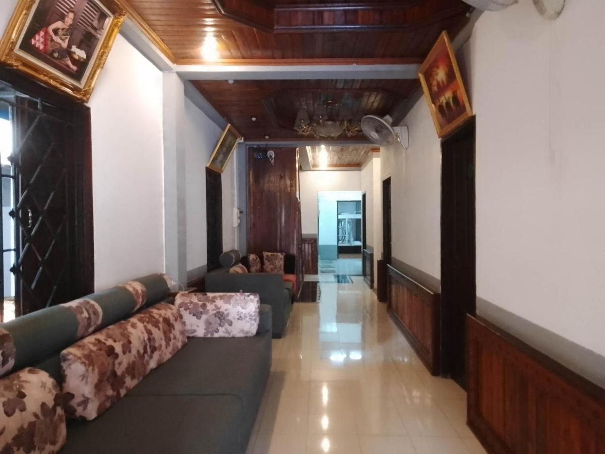 Funny Backpacker Hostel Luang Prabang Exterior photo